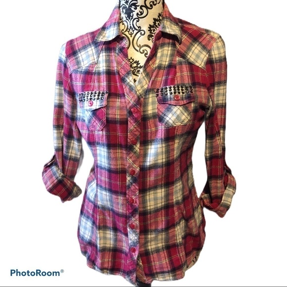 Pink Plaid Button up top with blingy pockets - Picture 1 of 8